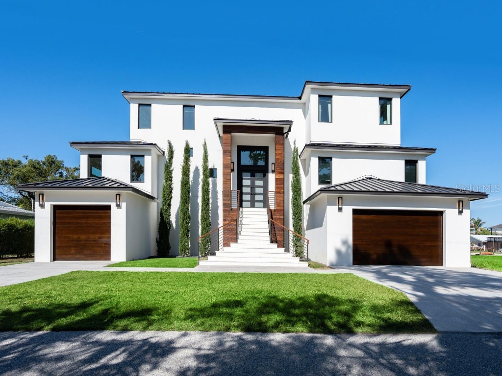 545 Kingfisher Lane Longboat Key FL 34228 - BUTTONWOOD HARBOR SARASOTA BAY A4553162 image1