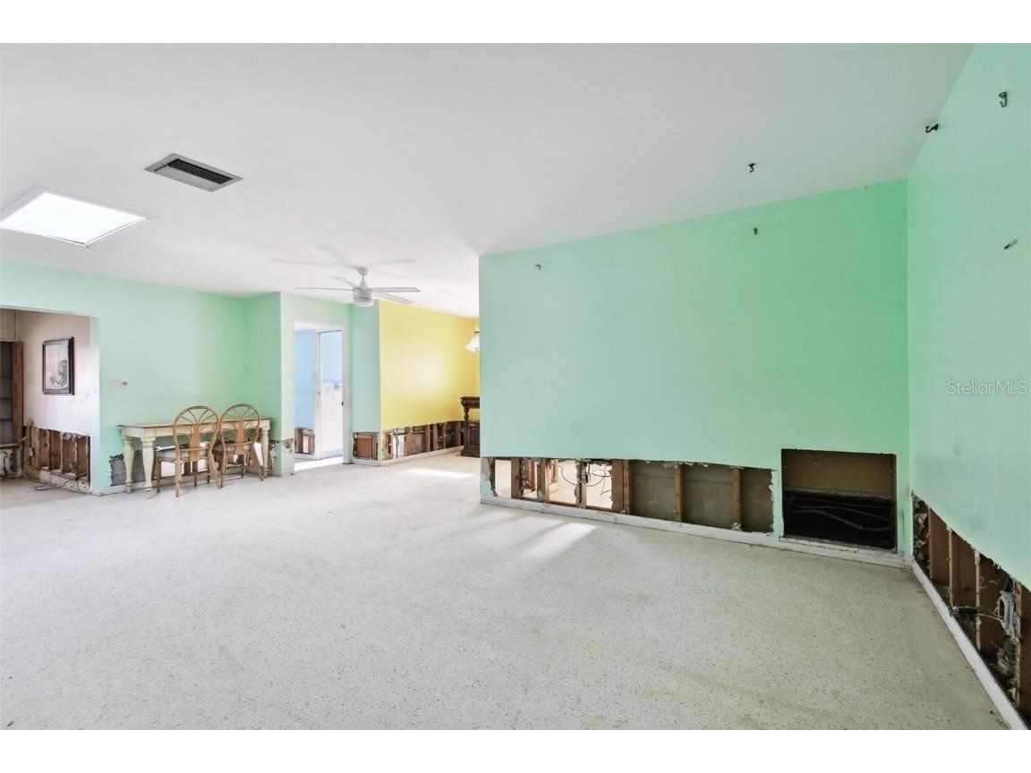 545 Lillian Drive Madeira Beach FL 33708 TB8327627 image12