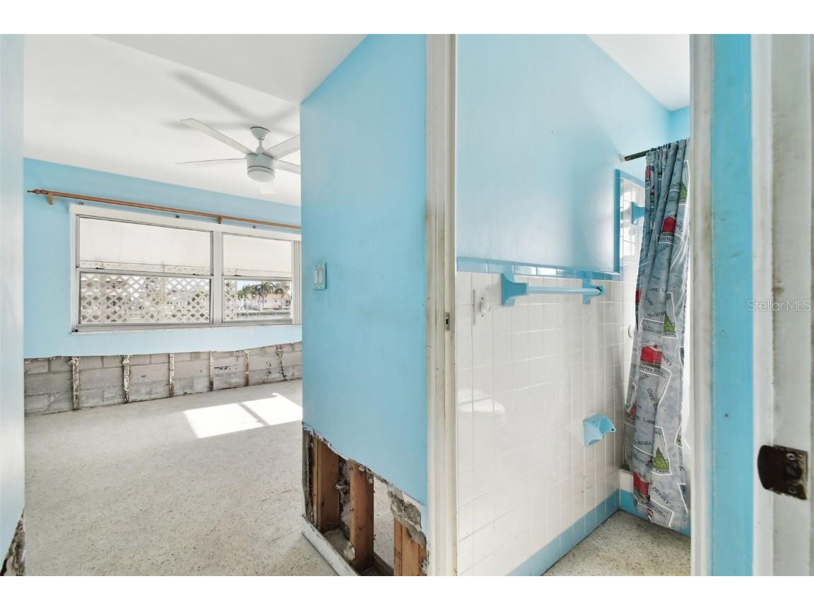 545 Lillian Drive Madeira Beach FL 33708 TB8327627 image29