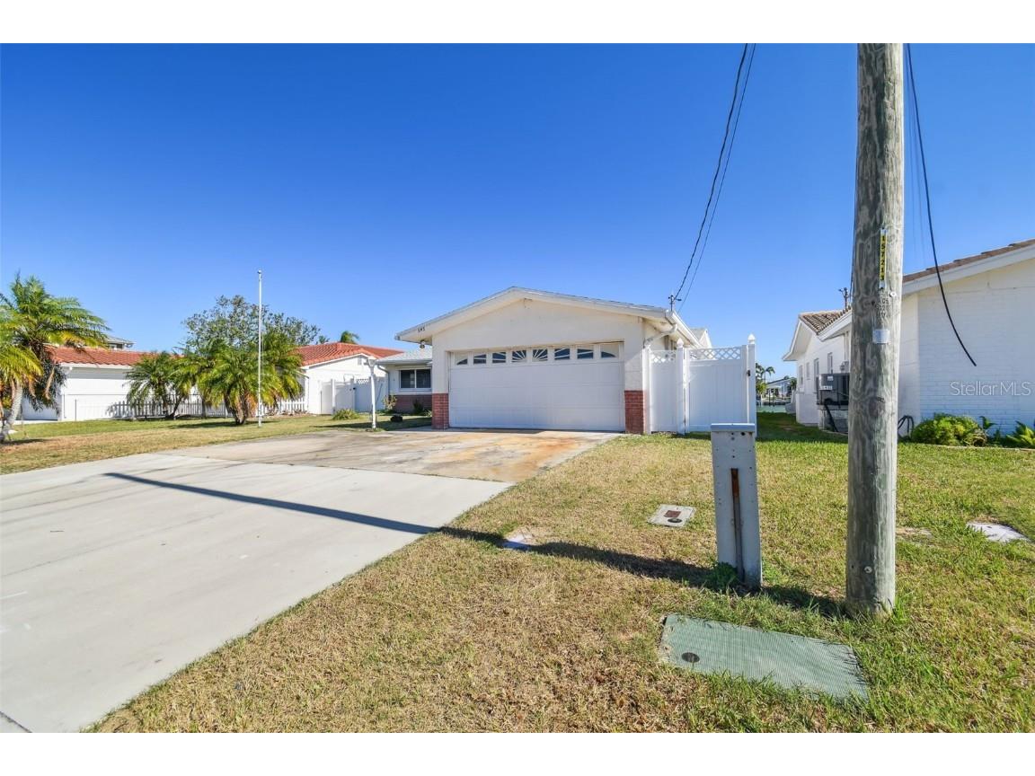 545 Lillian Drive Madeira Beach FL 33708 TB8327627 image3