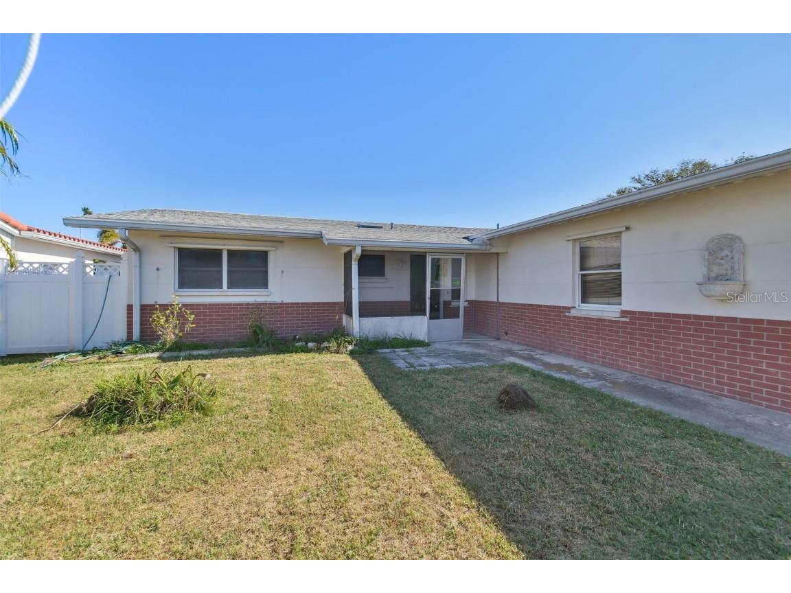 545 Lillian Drive Madeira Beach FL 33708 TB8327627 image6