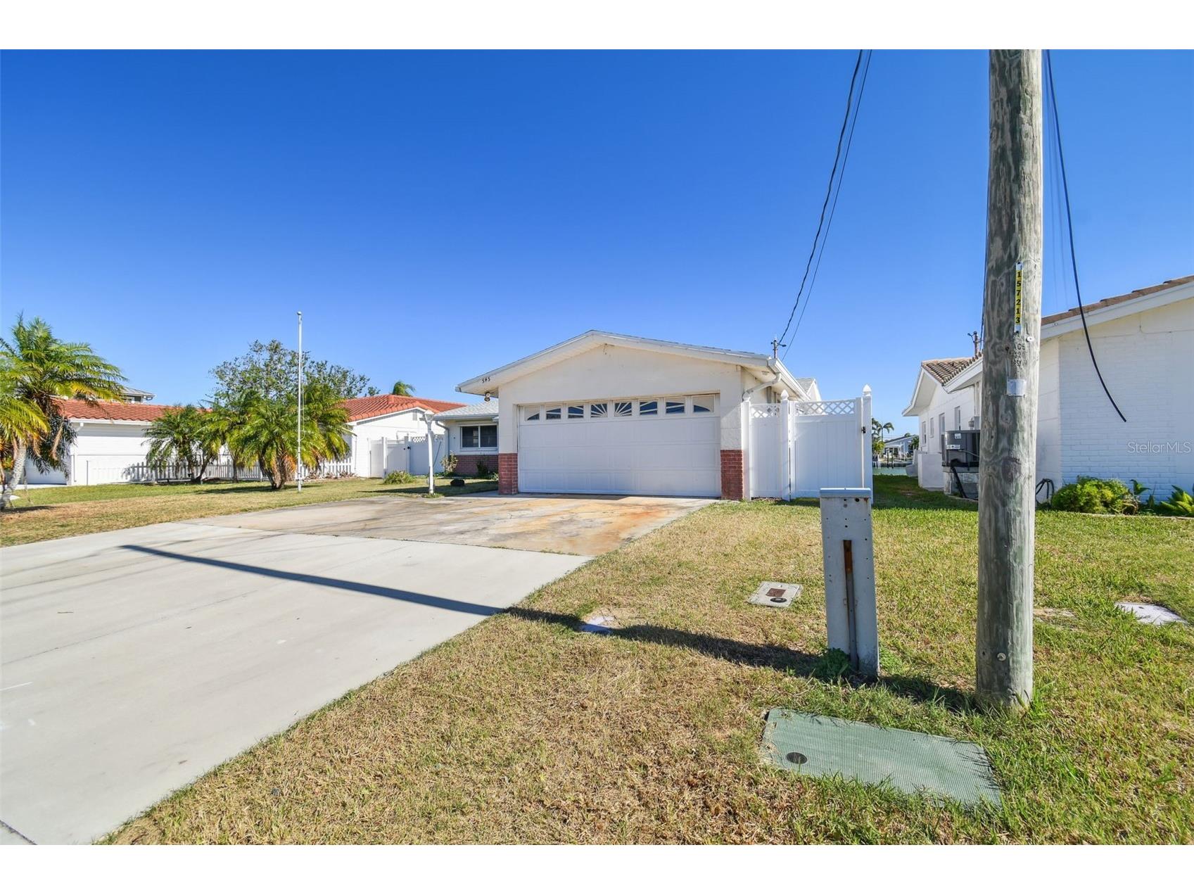 545 Lillian Drive Madeira Beach FL 33708 TB8327627 image4