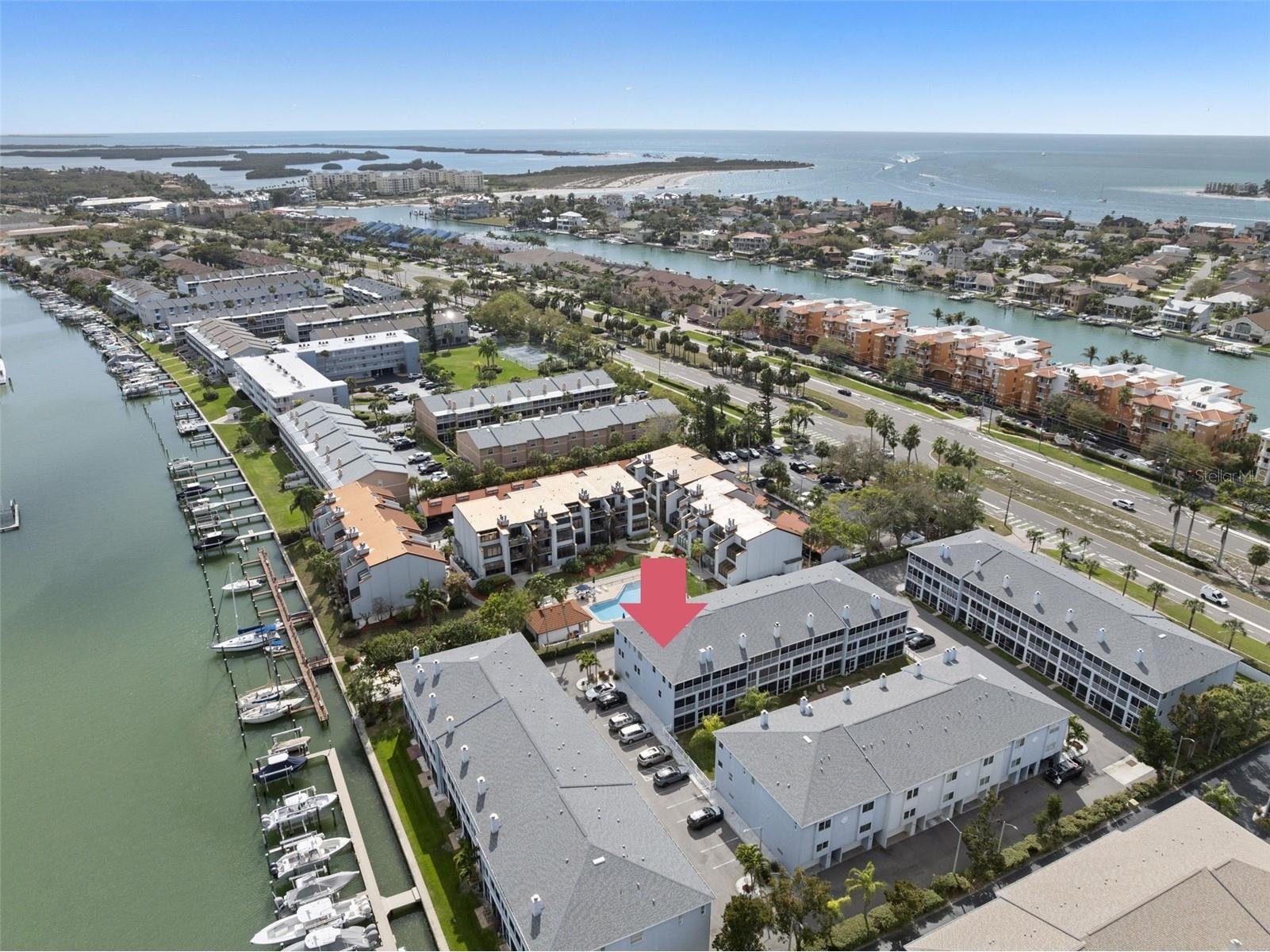 545 Pinellas Bayway S #207 Tierra Verde FL 33715 - TAMPA BAY TB8483148 image1