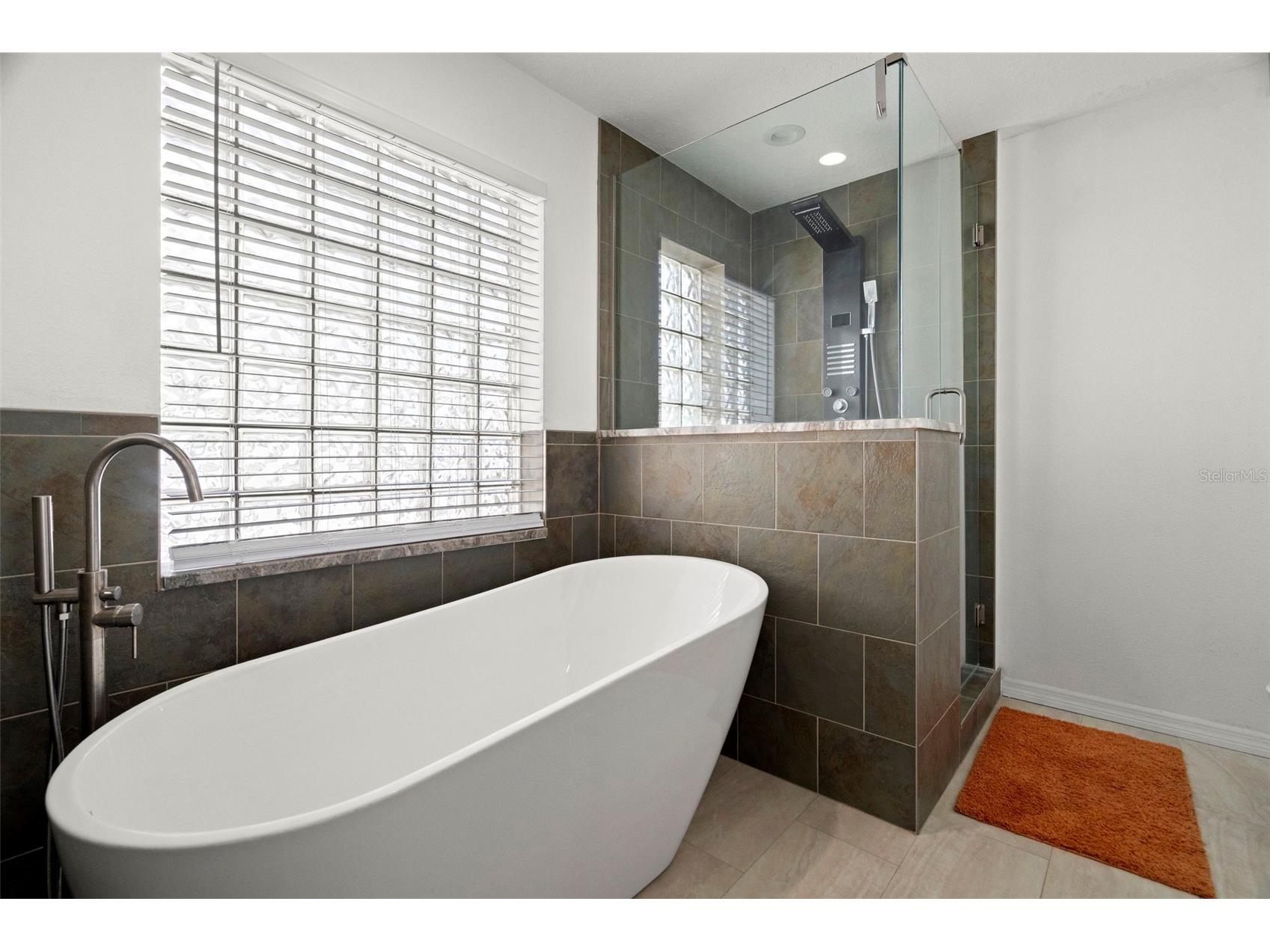 545 Pinellas Bayway S #207 Tierra Verde FL 33715 - TAMPA BAY TB8483148 image28