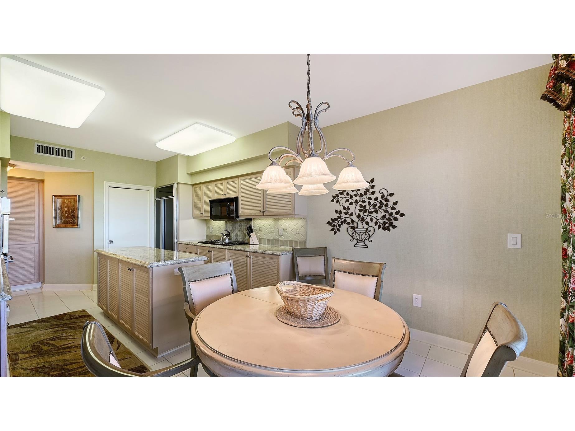 545 Sanctuary Drive #B305 Longboat Key FL 34228 - GULF OF MEXICO A4681142 image24
