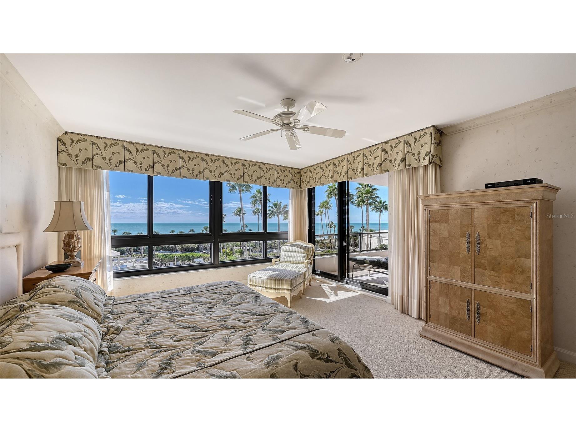 545 Sanctuary Drive #B305 Longboat Key FL 34228 - GULF OF MEXICO A4681142 image29