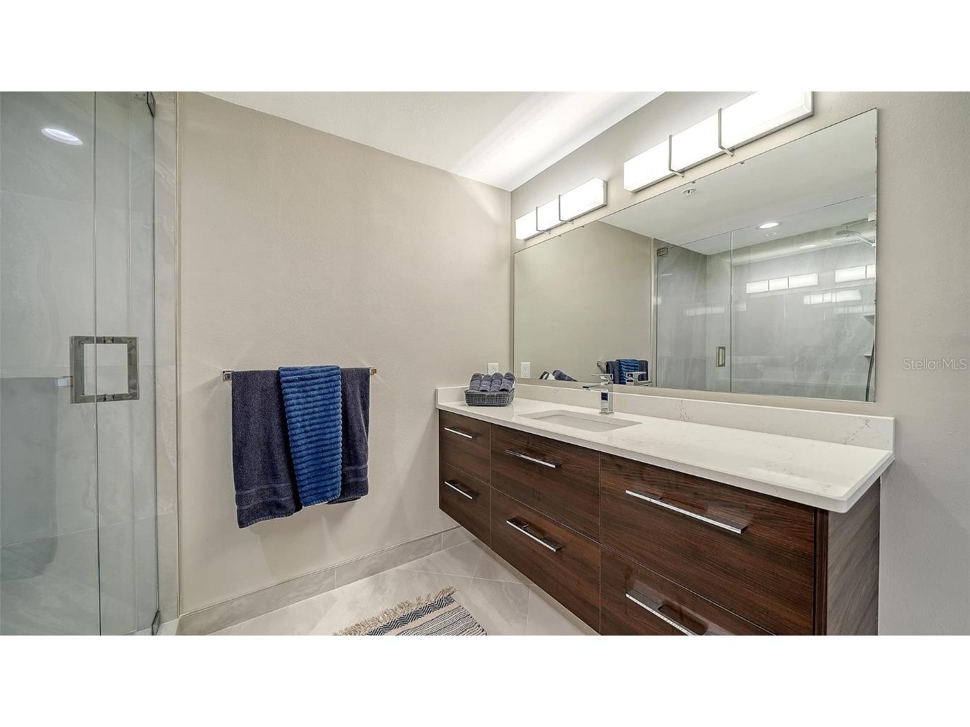 545 Sanctuary Drive #B506 Longboat Key FL 34228 A4675800 image19