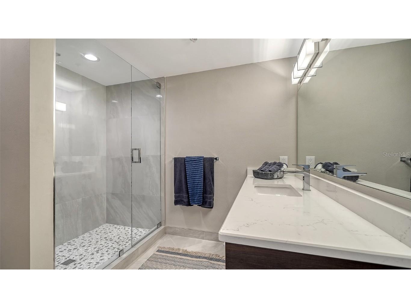 545 Sanctuary Drive #B506 Longboat Key FL 34228 A4675800 image20