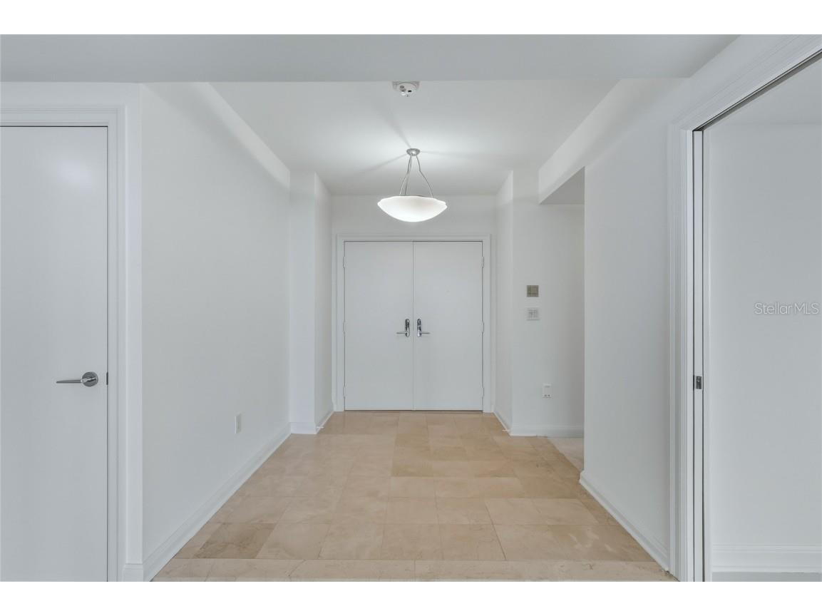 545 Sanctuary Drive #B806 Longboat Key FL 34228 - THE GULF A4646987 image33