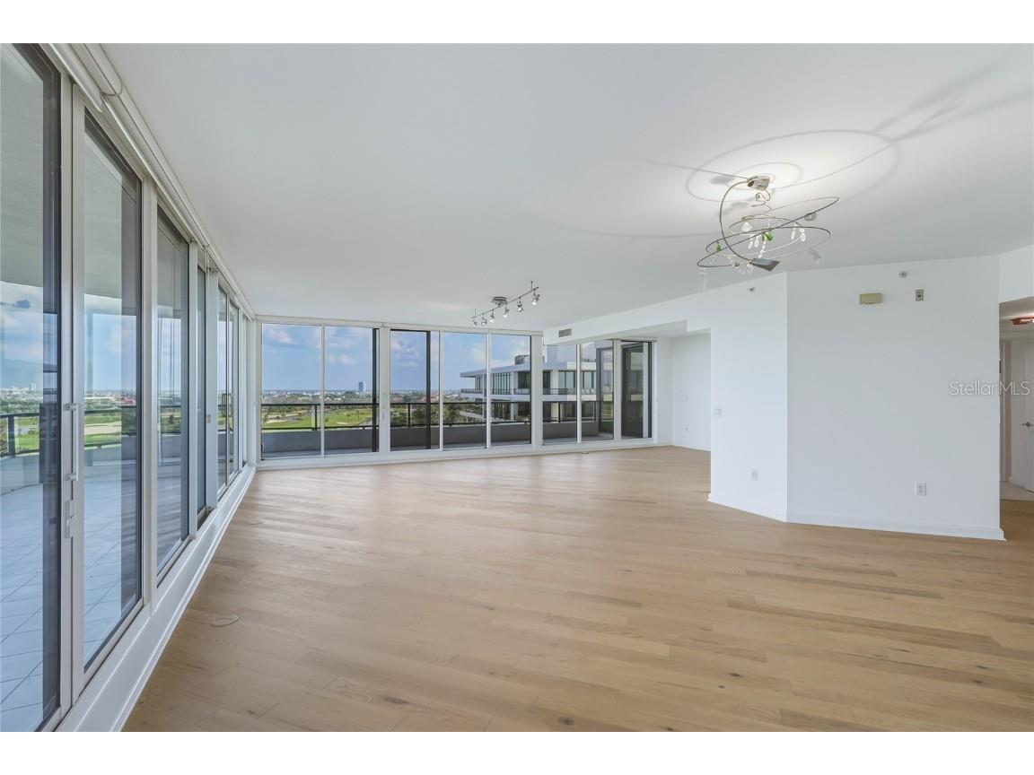 545 Sanctuary Drive #B806 Longboat Key FL 34228 - THE GULF A4646987 image5