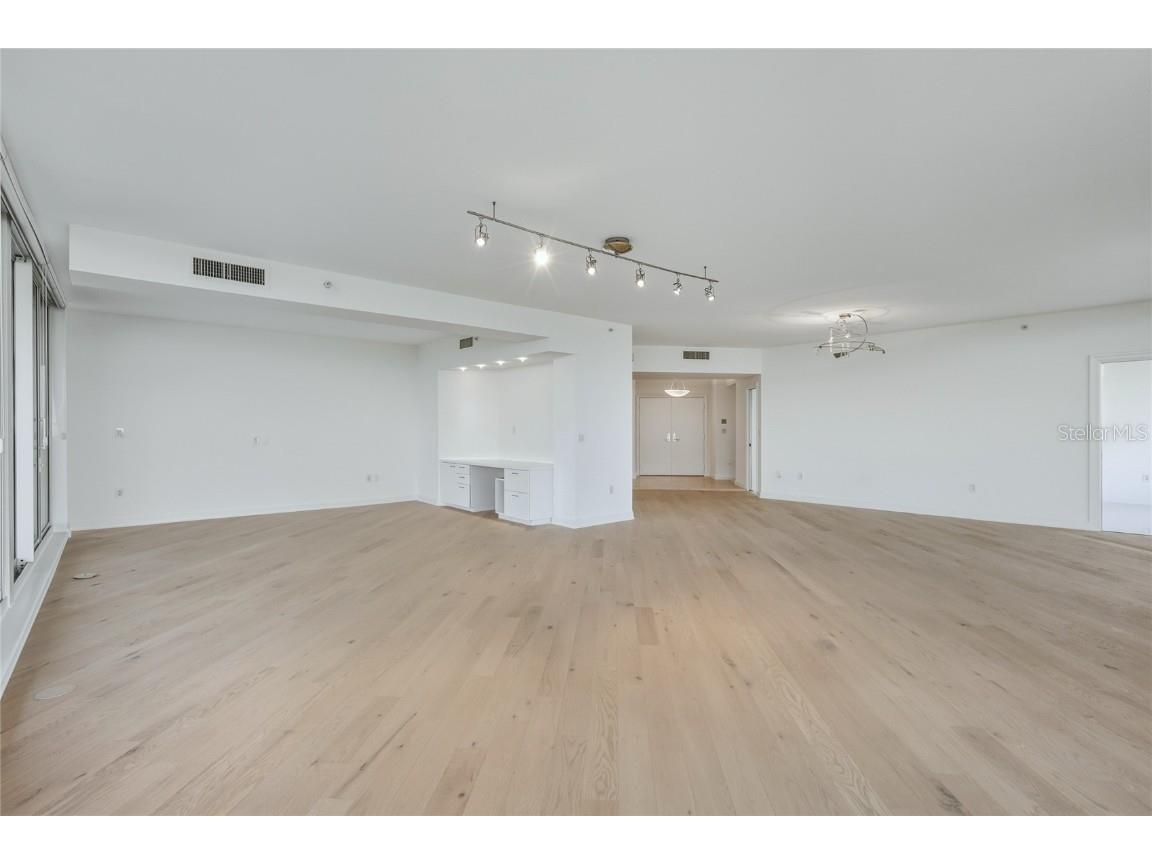 545 Sanctuary Drive #B806 Longboat Key FL 34228 - THE GULF A4646987 image8