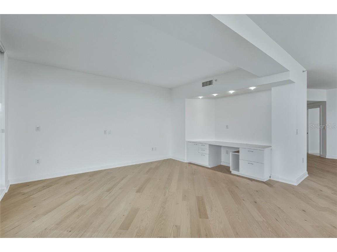 545 Sanctuary Drive #B806 Longboat Key FL 34228 - THE GULF A4646987 image9