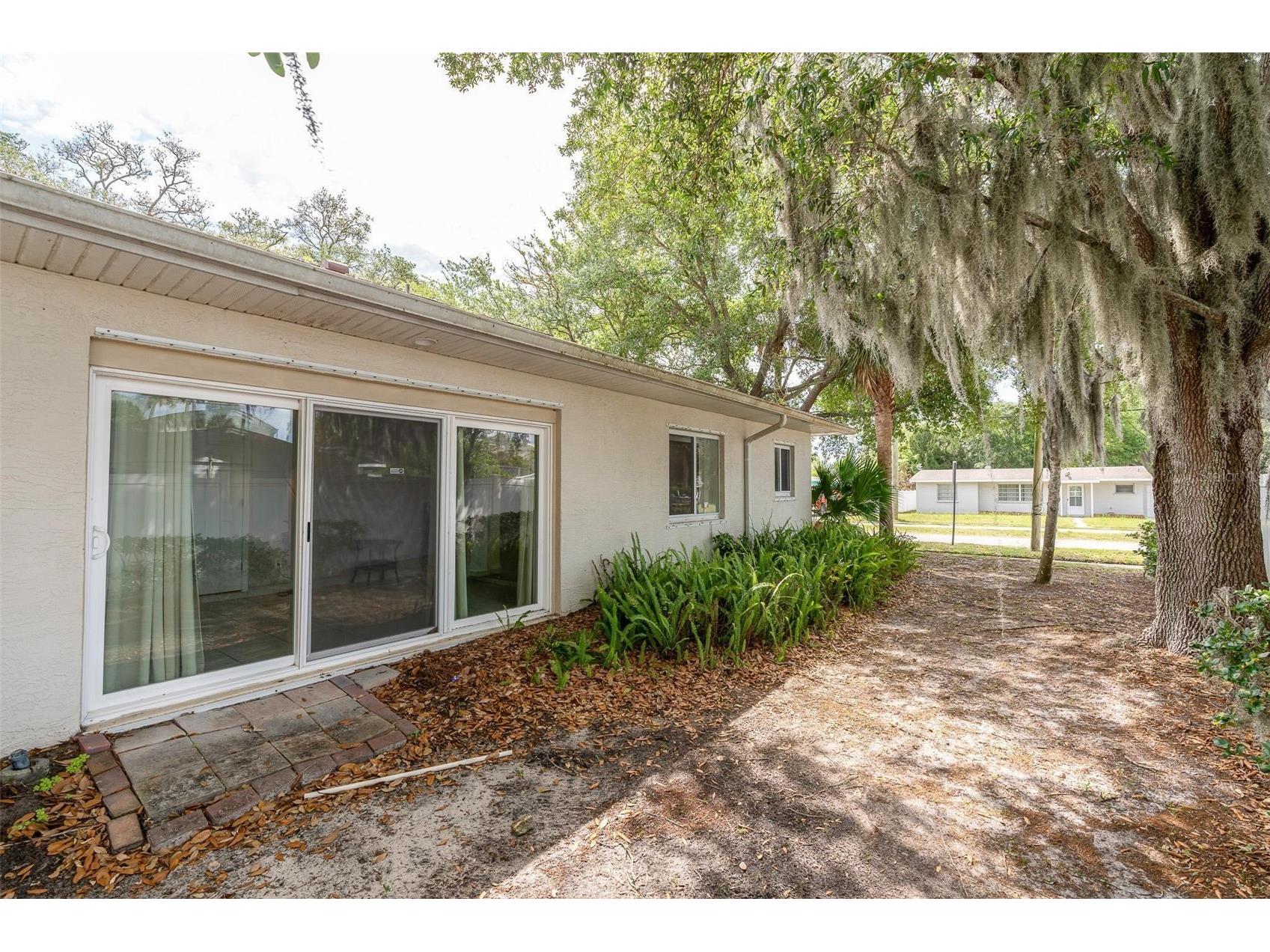 545 Wayne Avenue New Smyrna Beach FL 32168 V4948585 image16