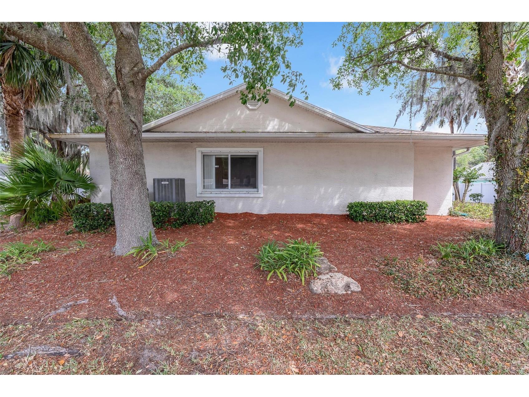 545 Wayne Avenue New Smyrna Beach FL 32168 V4948585 image17