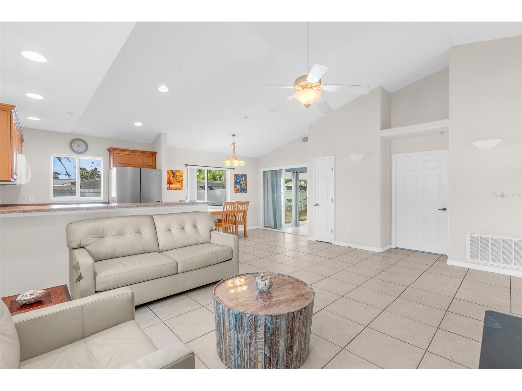 545 Wayne Avenue New Smyrna Beach FL 32168 V4948585 image9