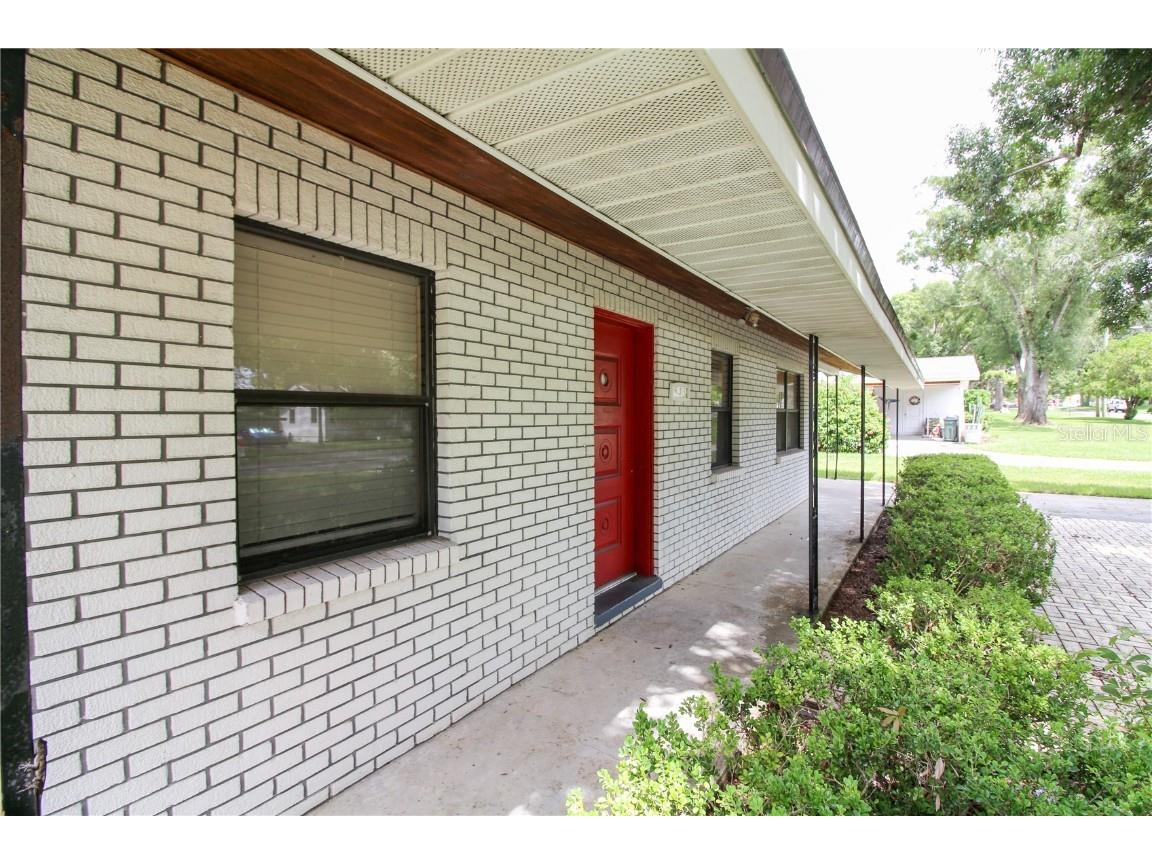 545 Young Place Lakeland FL 33803 L4954907 image3