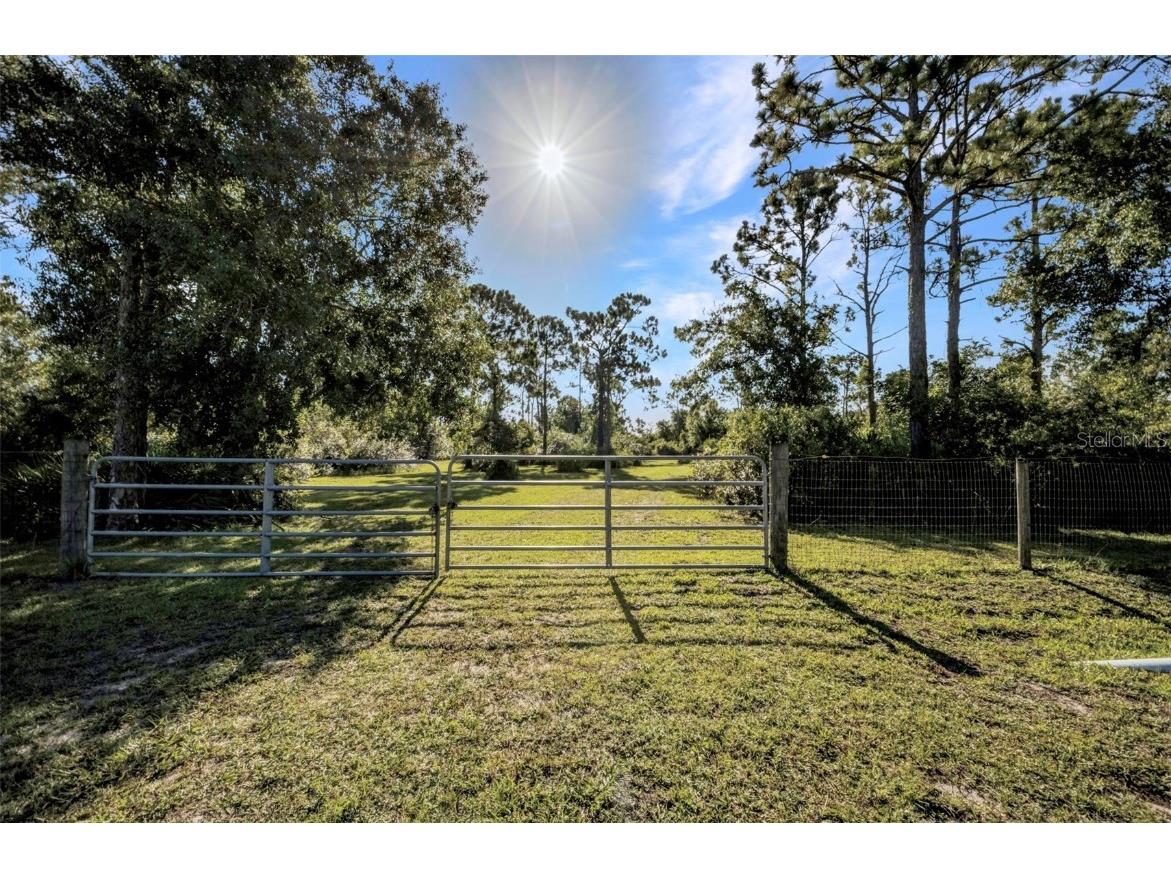 5450 & 5462 Grovewood Circle Punta Gorda FL 33982 C7513460 image1