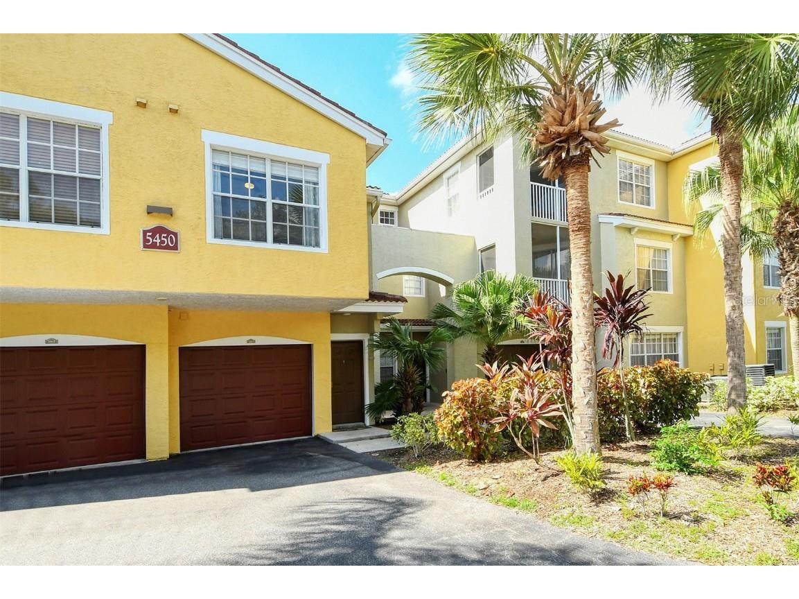 5450 Bentgrass Drive #105 Sarasota FL 34235 A4584203 image1