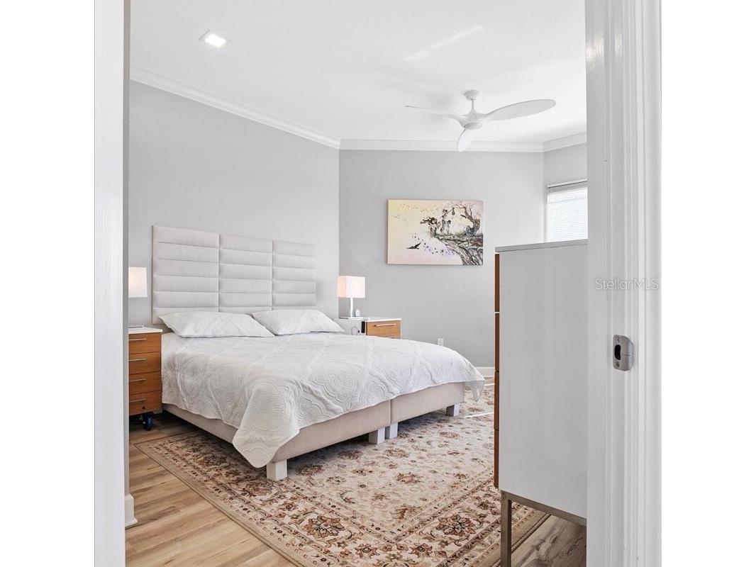 5450 Eagles Point Circle #404 Sarasota FL 34231 A4677803 image9