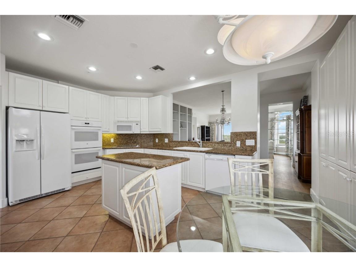 5450 Eagles Point Circle #405 Sarasota FL 34231 - PHILLIPI CREEK A4671700 image17