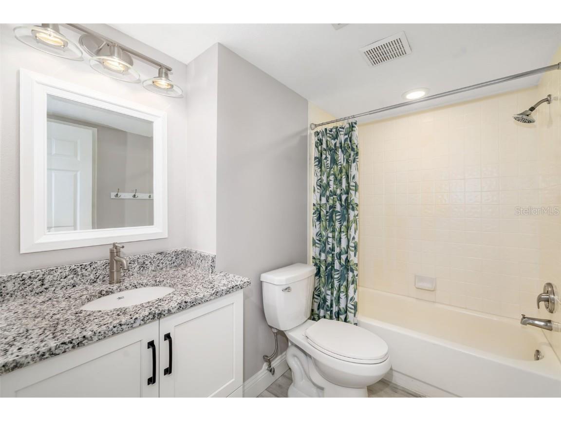 5450 Longwood Run Boulevard #103 Sarasota FL 34243 A4657836 image23