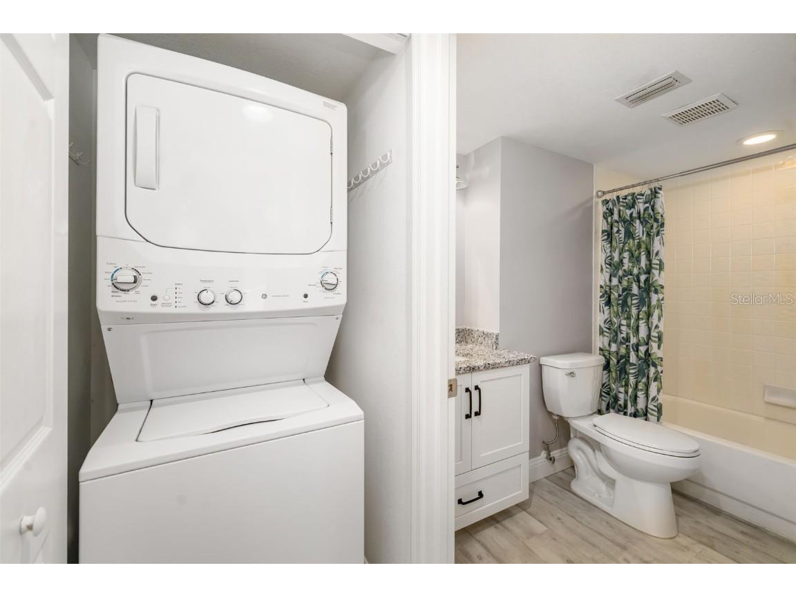 5450 Longwood Run Boulevard #103 Sarasota FL 34243 A4657836 image24