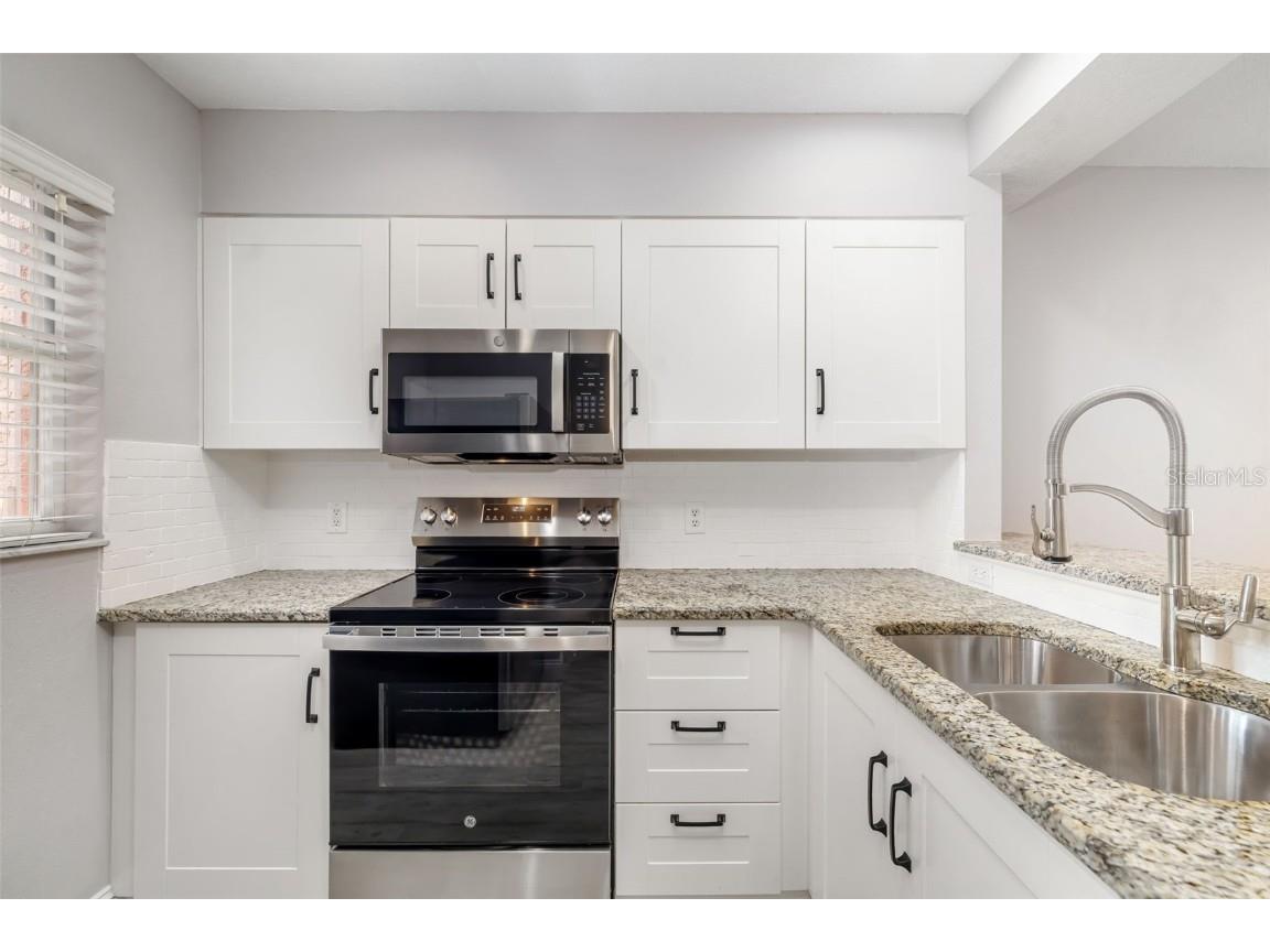 5450 Longwood Run Boulevard #103 Sarasota FL 34243 A4657836 image7