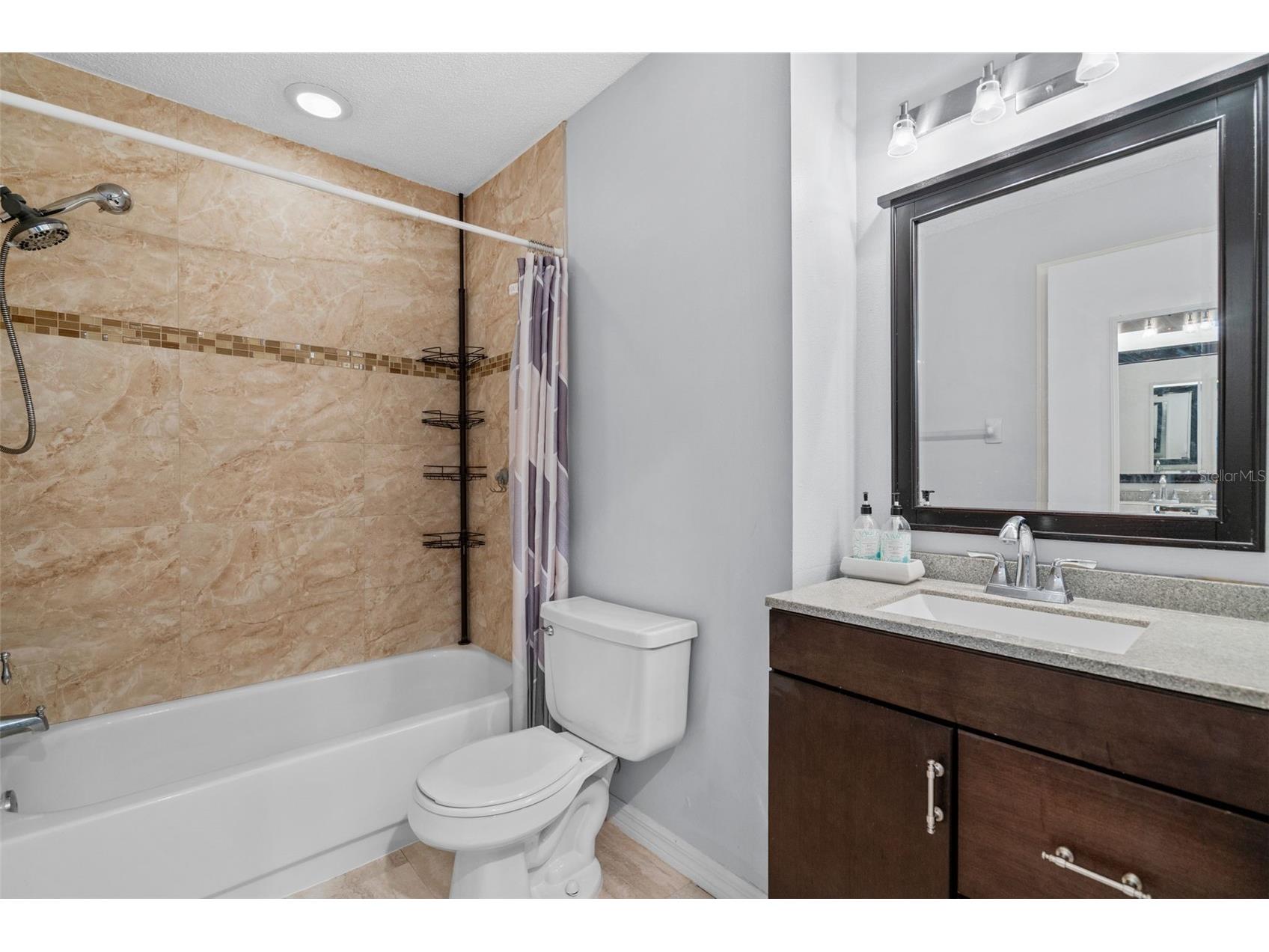 5450 Longwood Run Boulevard #202 Sarasota FL 34243 A4685859 image21