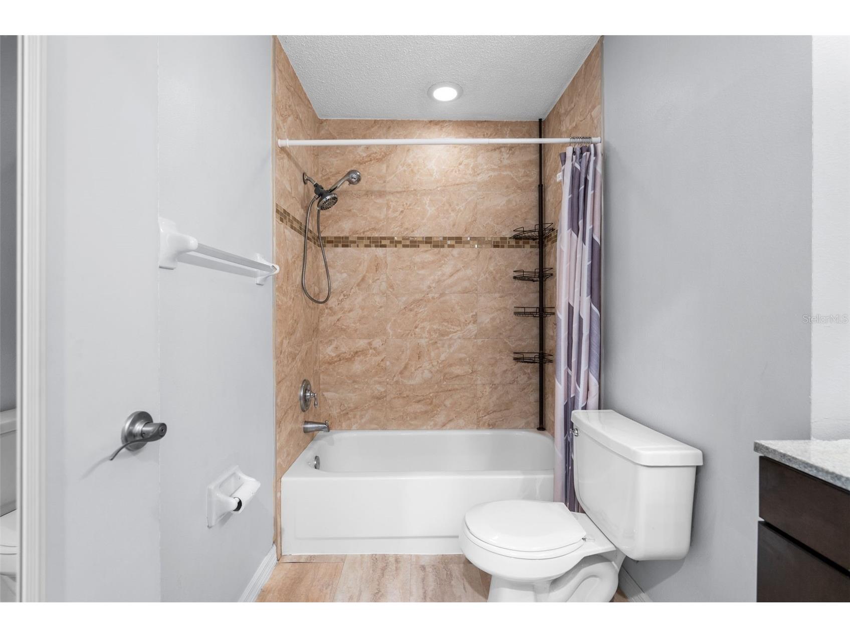 5450 Longwood Run Boulevard #202 Sarasota FL 34243 A4685859 image22