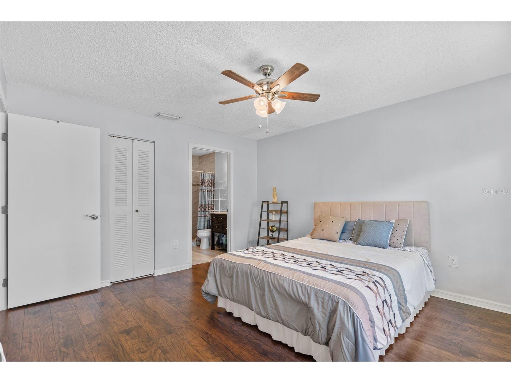 5450 Longwood Run Boulevard #202 Sarasota FL 34243 A4685859 image25
