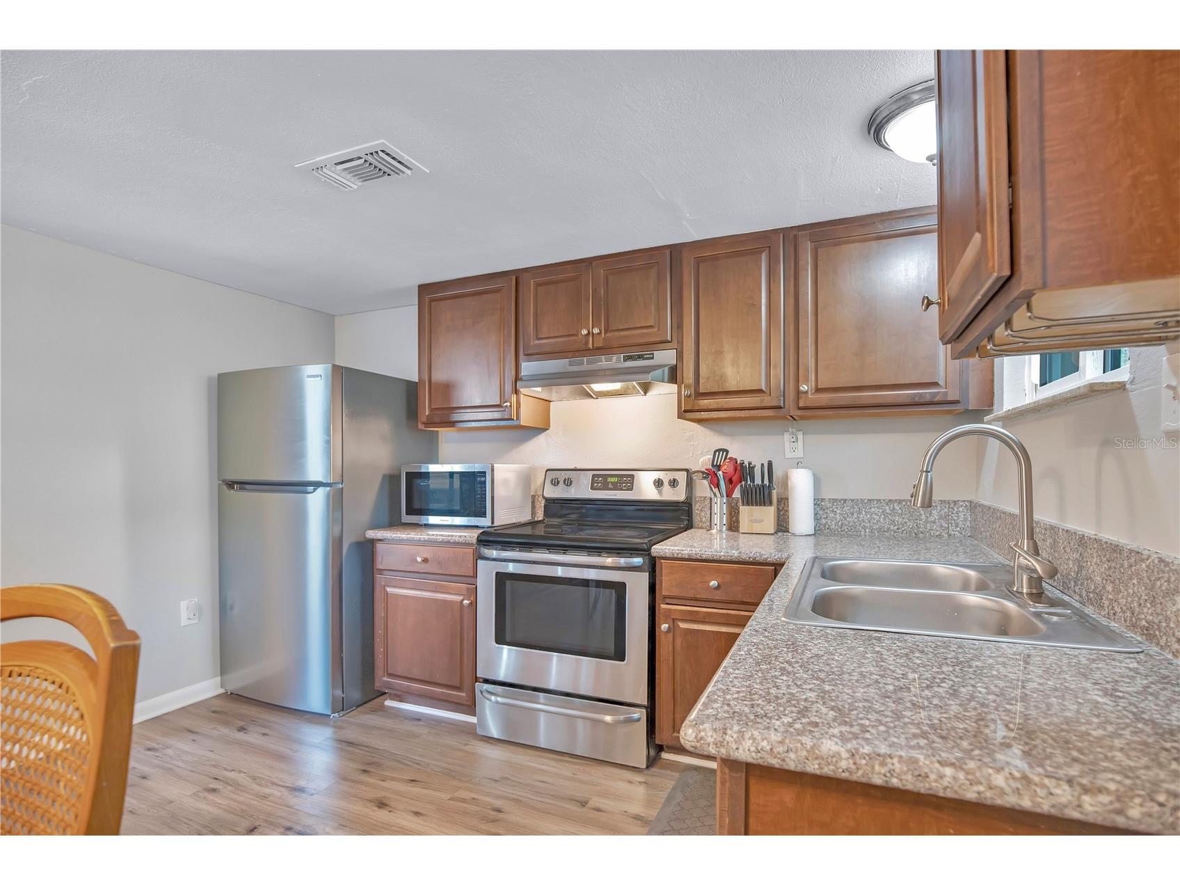 5450 Rose Avenue Orlando FL 32810 O6385474 image10