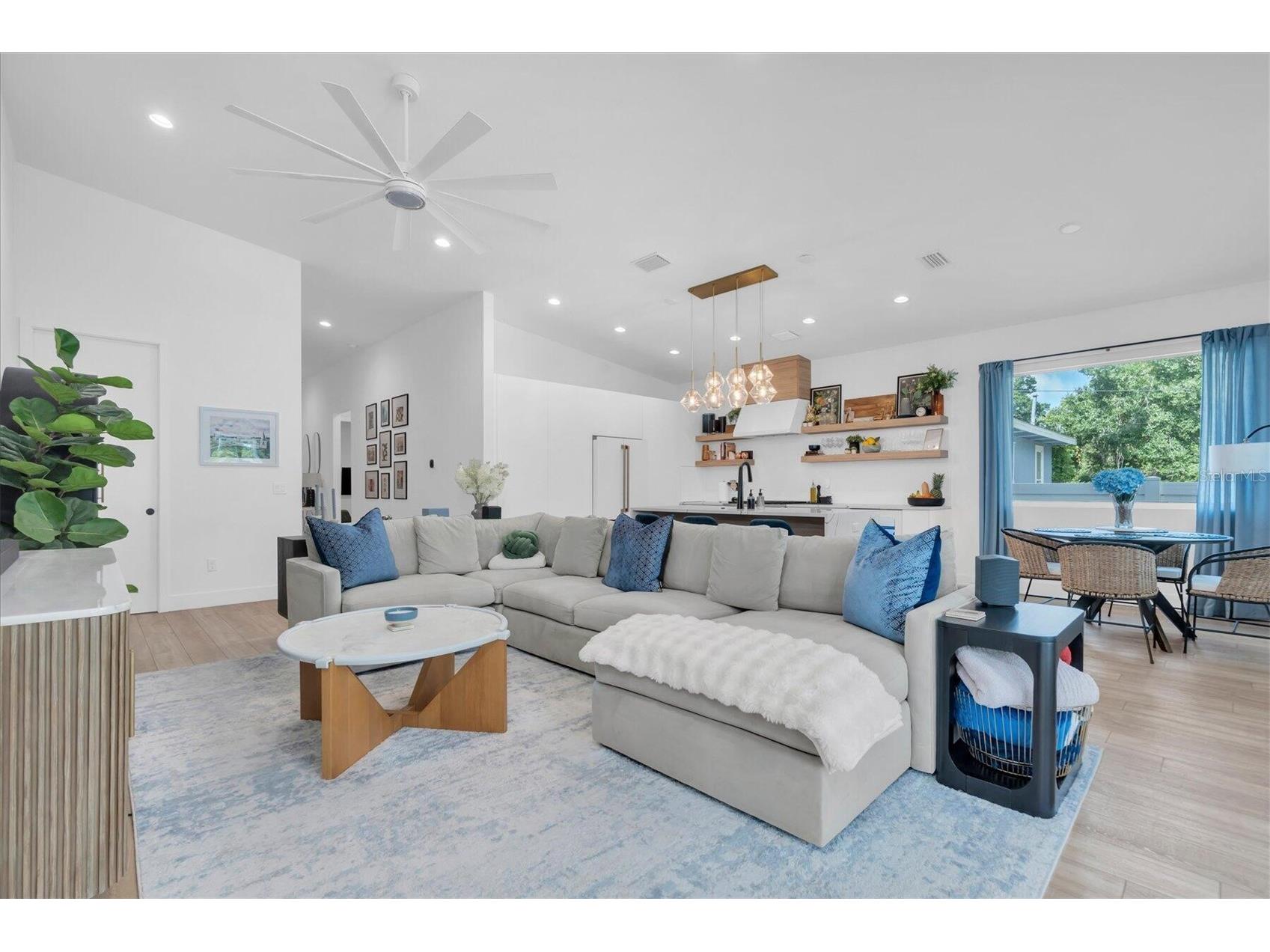 5451 2nd Avenue S Saint Petersburg FL 33707 O6411601 image11