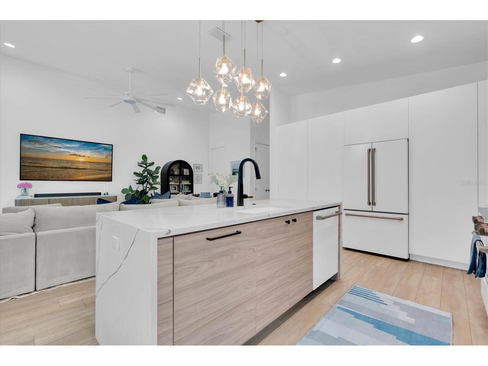 5451 2nd Avenue S Saint Petersburg FL 33707 O6411601 image7