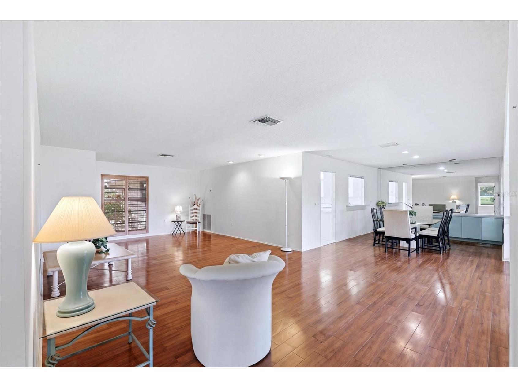 5451 Golf Pointe Drive #V-225 Sarasota FL 34243 A4698762 image10