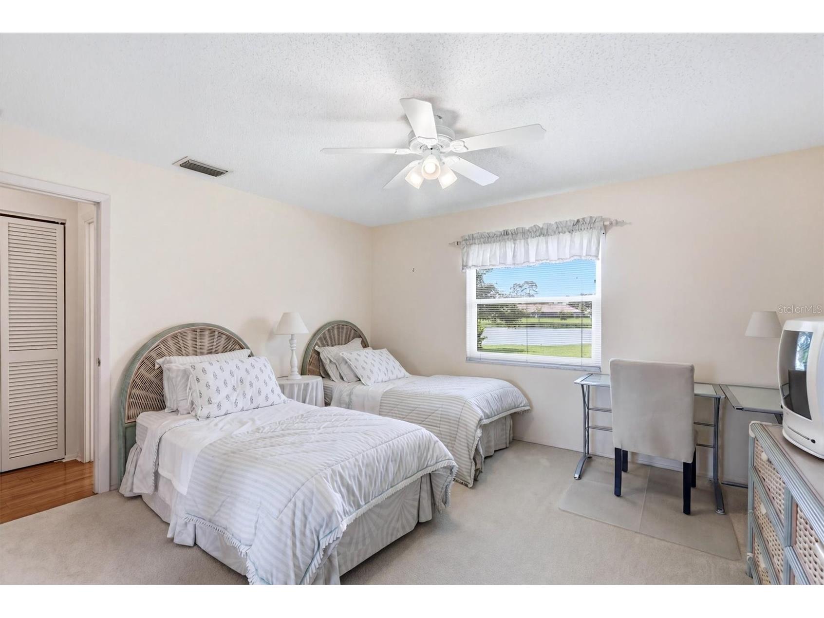 5451 Golf Pointe Drive #V-225 Sarasota FL 34243 A4698762 image21