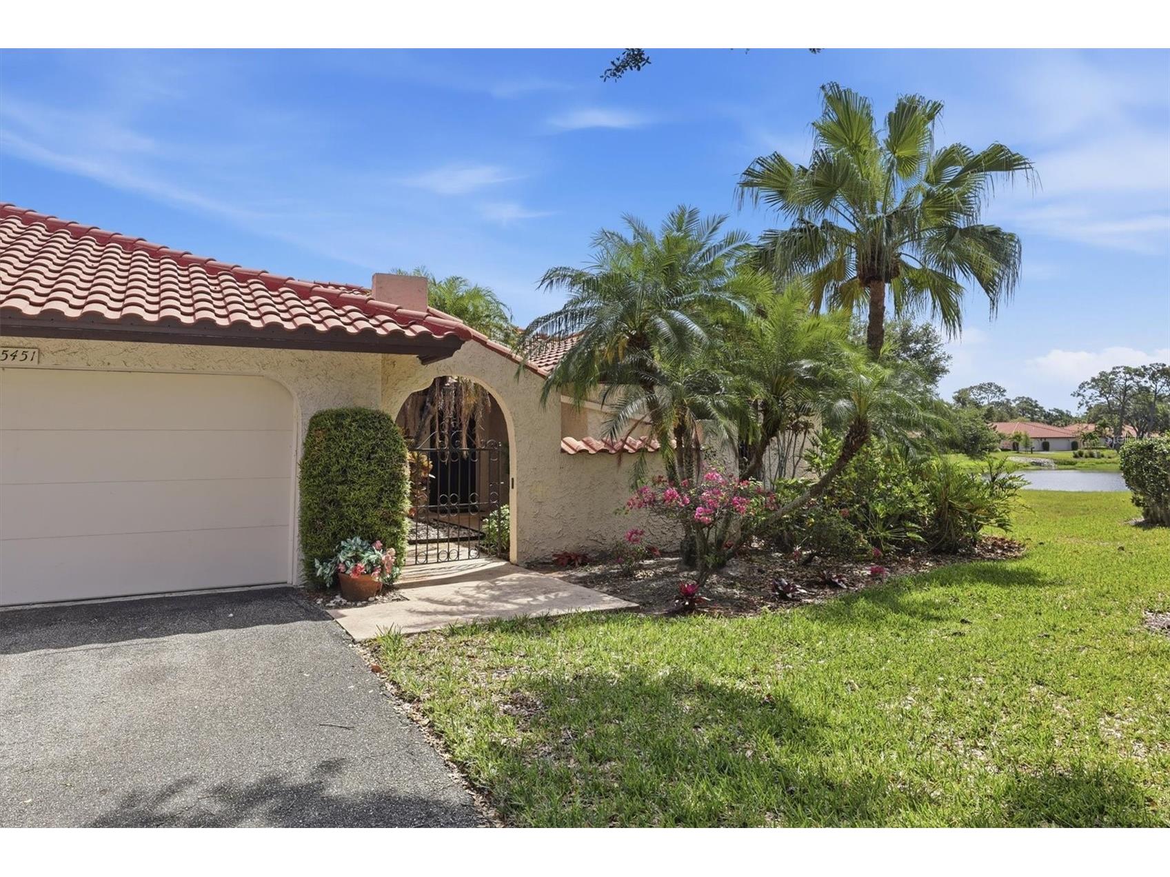 5451 Golf Pointe Drive #V-225 Sarasota FL 34243 A4698762 image31