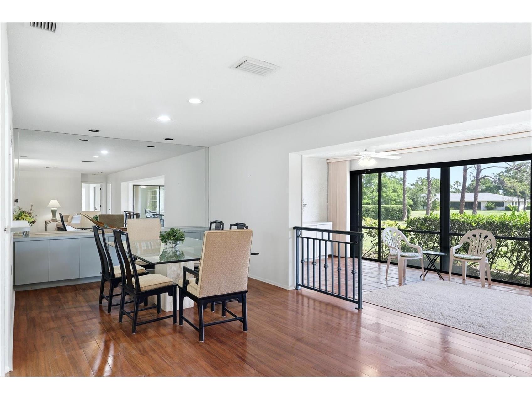 5451 Golf Pointe Drive #V-225 Sarasota FL 34243 A4698762 image4