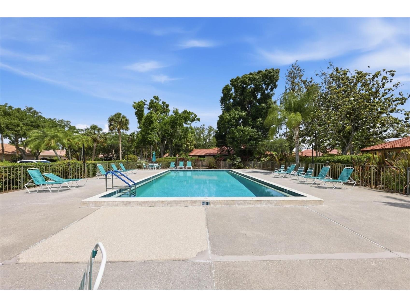 5451 Golf Pointe Drive #V-225 Sarasota FL 34243 A4698762 image44
