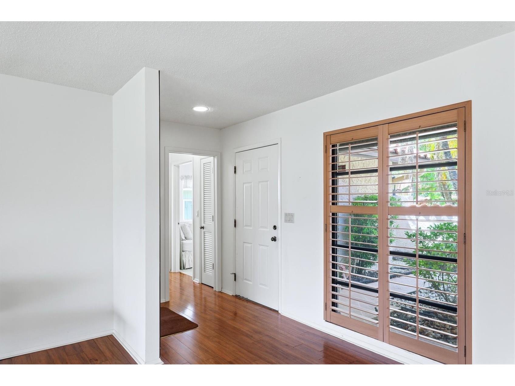 5451 Golf Pointe Drive #V-225 Sarasota FL 34243 A4698762 image8
