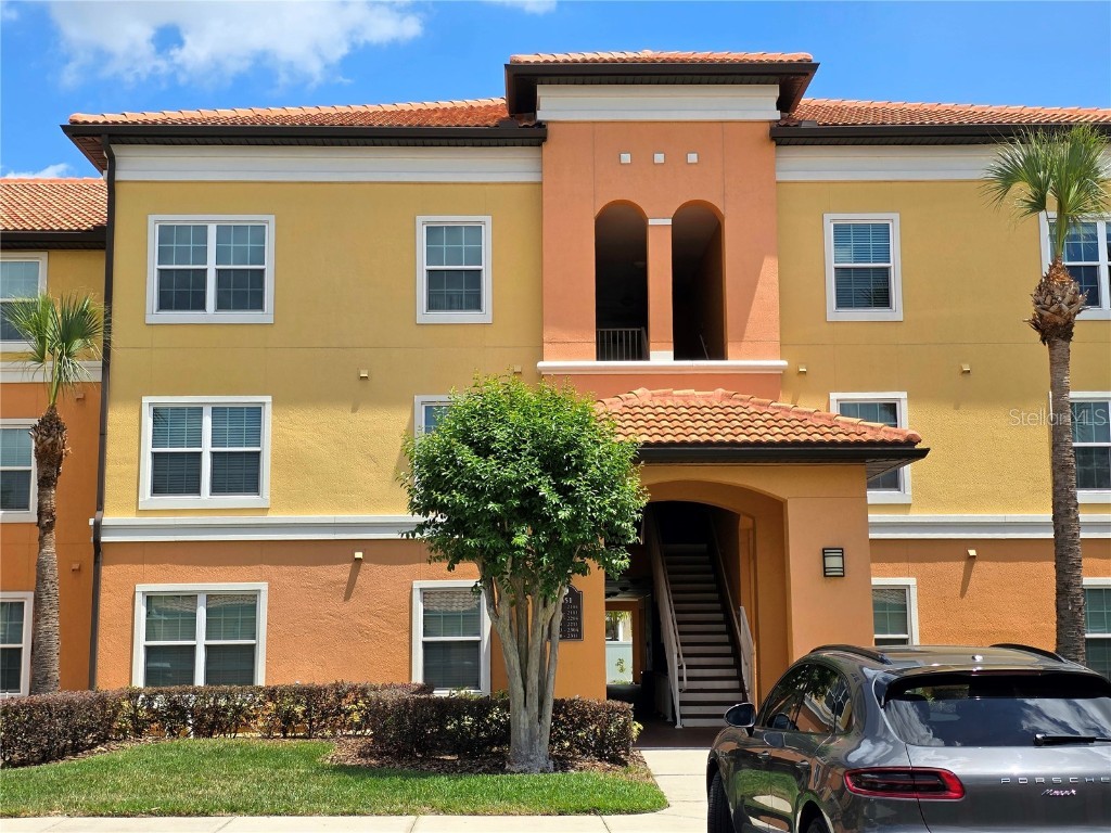 5451 Vineland Road #111 Orlando FL 32811 S5126263 image1