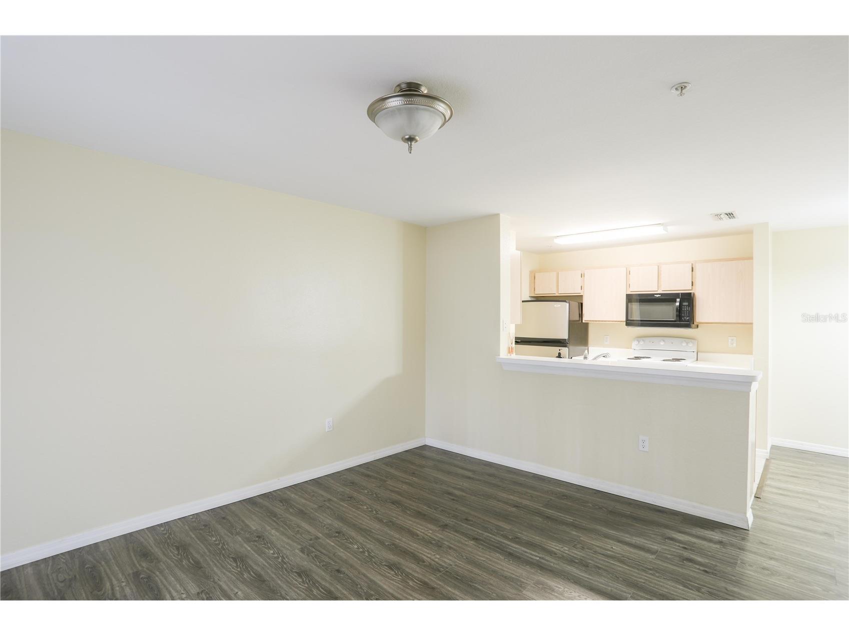 5451 Vineland Road #2111 Orlando FL 32811 O6412638 image8