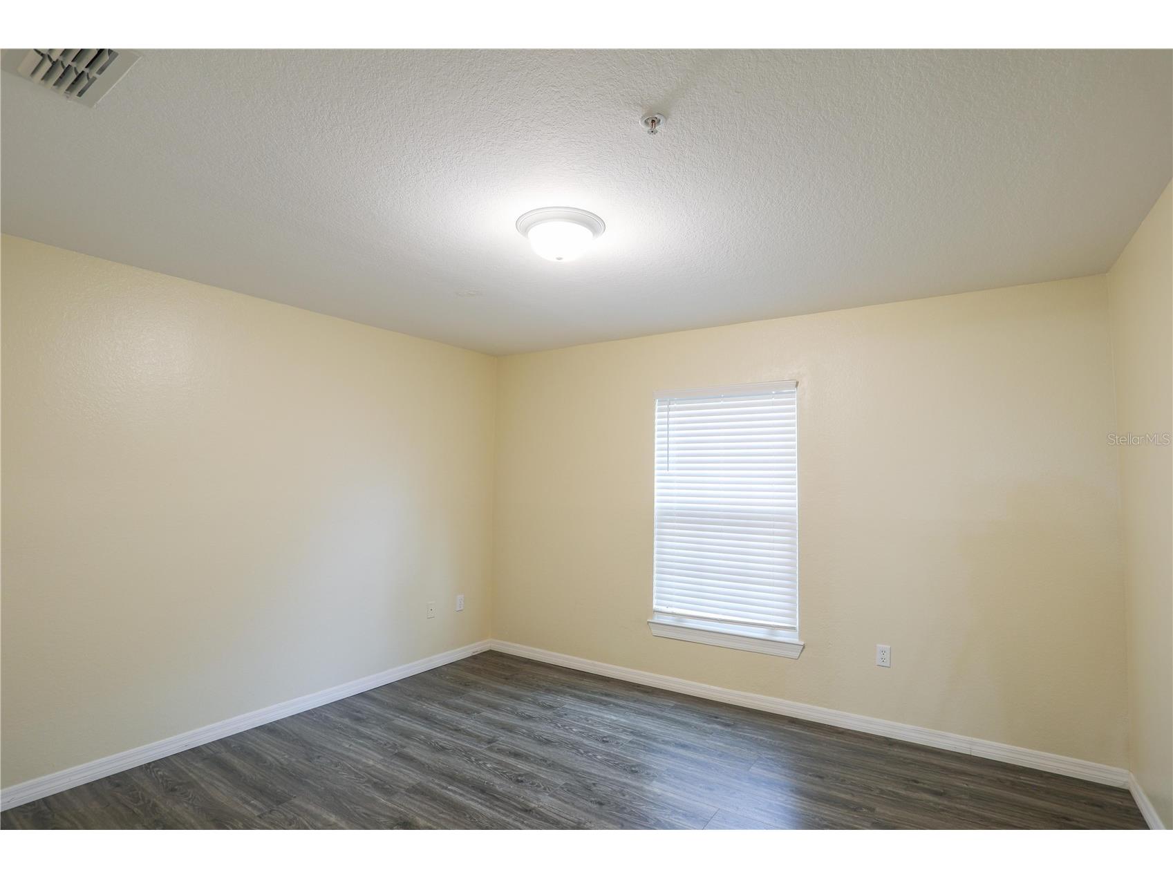 5451 Vineland Road #2111 Orlando FL 32811 O6412638 image9