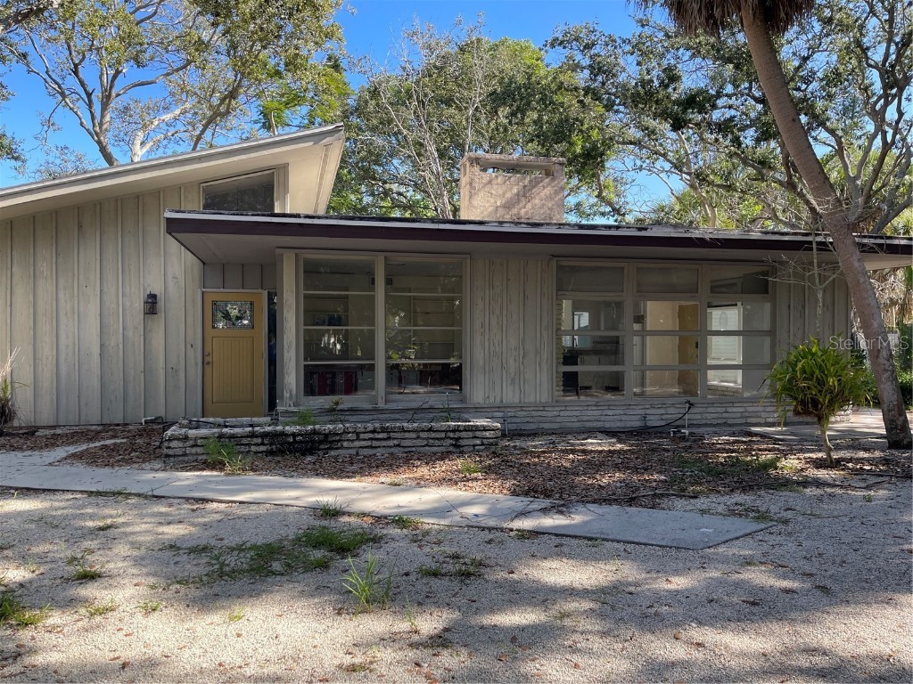 5453 Avenida Del Mare Sarasota FL 34242 A4669037 image2