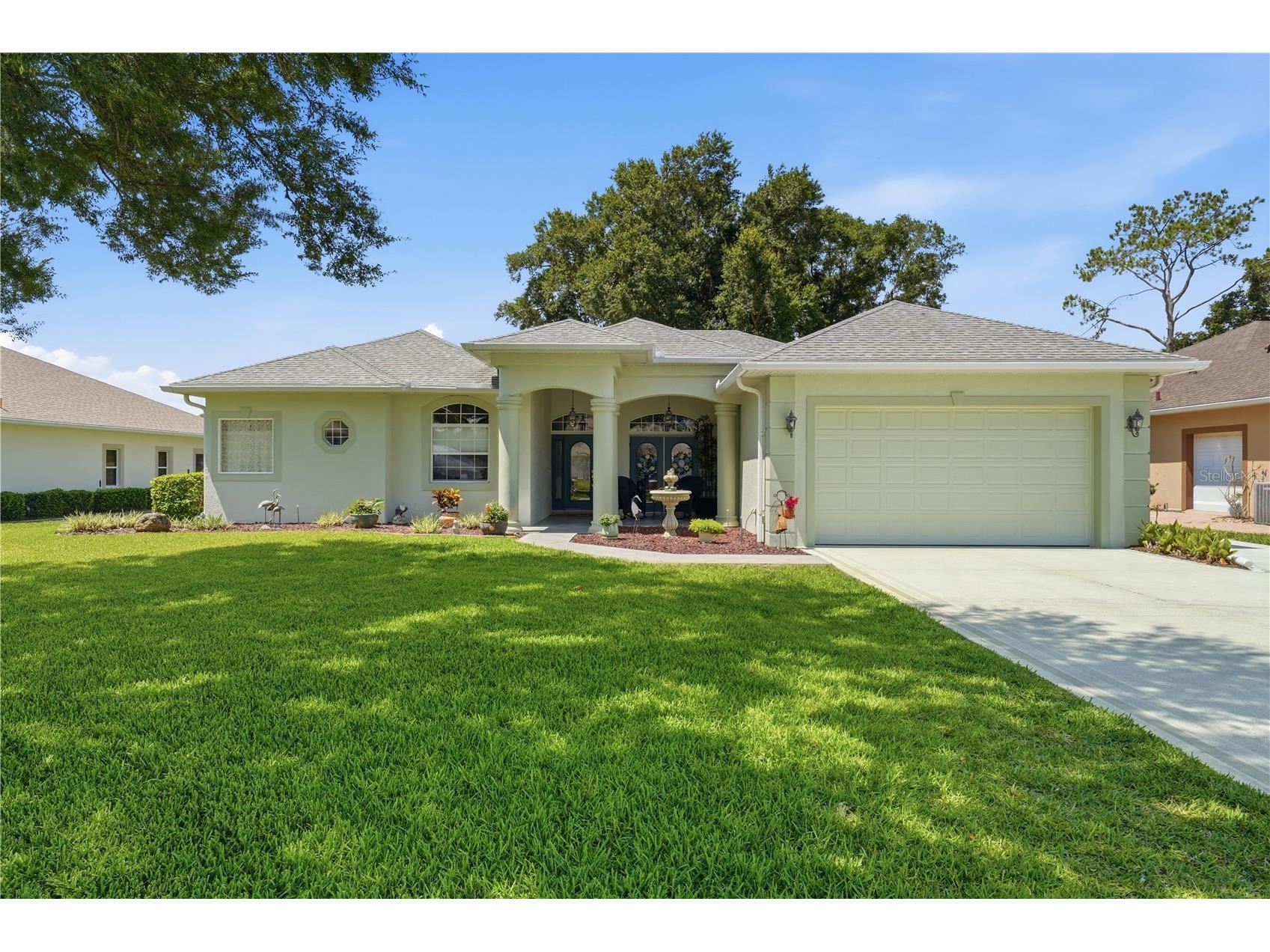 5453 Grove Manor Lady Lake FL 32159 - LAKE GRIFFIN OM724884 image1