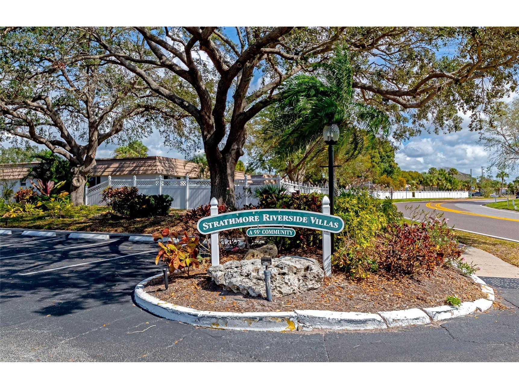 5453 Riverbluff Circle #V68 Sarasota FL 34231 A4669920 image14