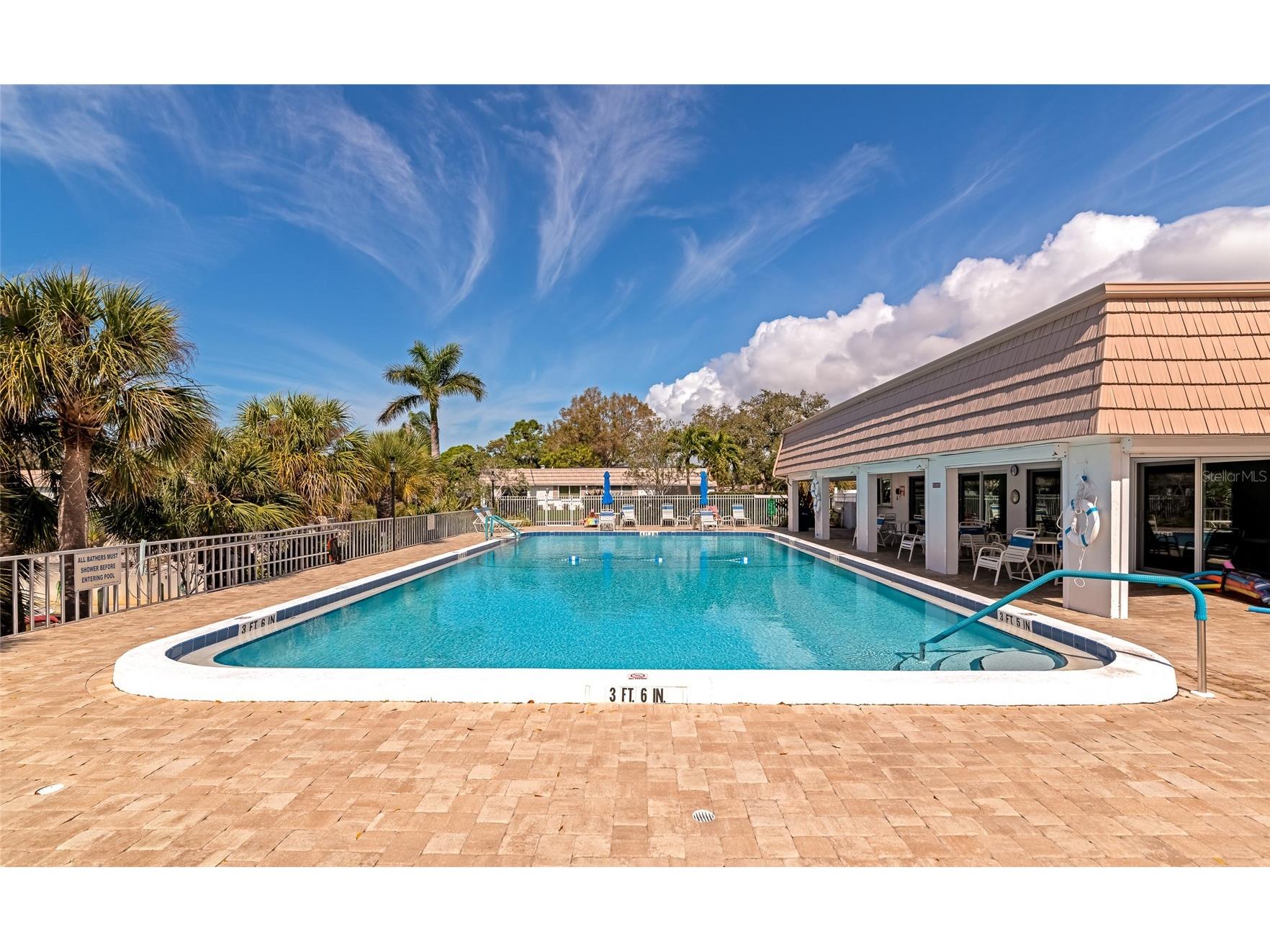 5453 Riverbluff Circle #V68 Sarasota FL 34231 A4669920 image16