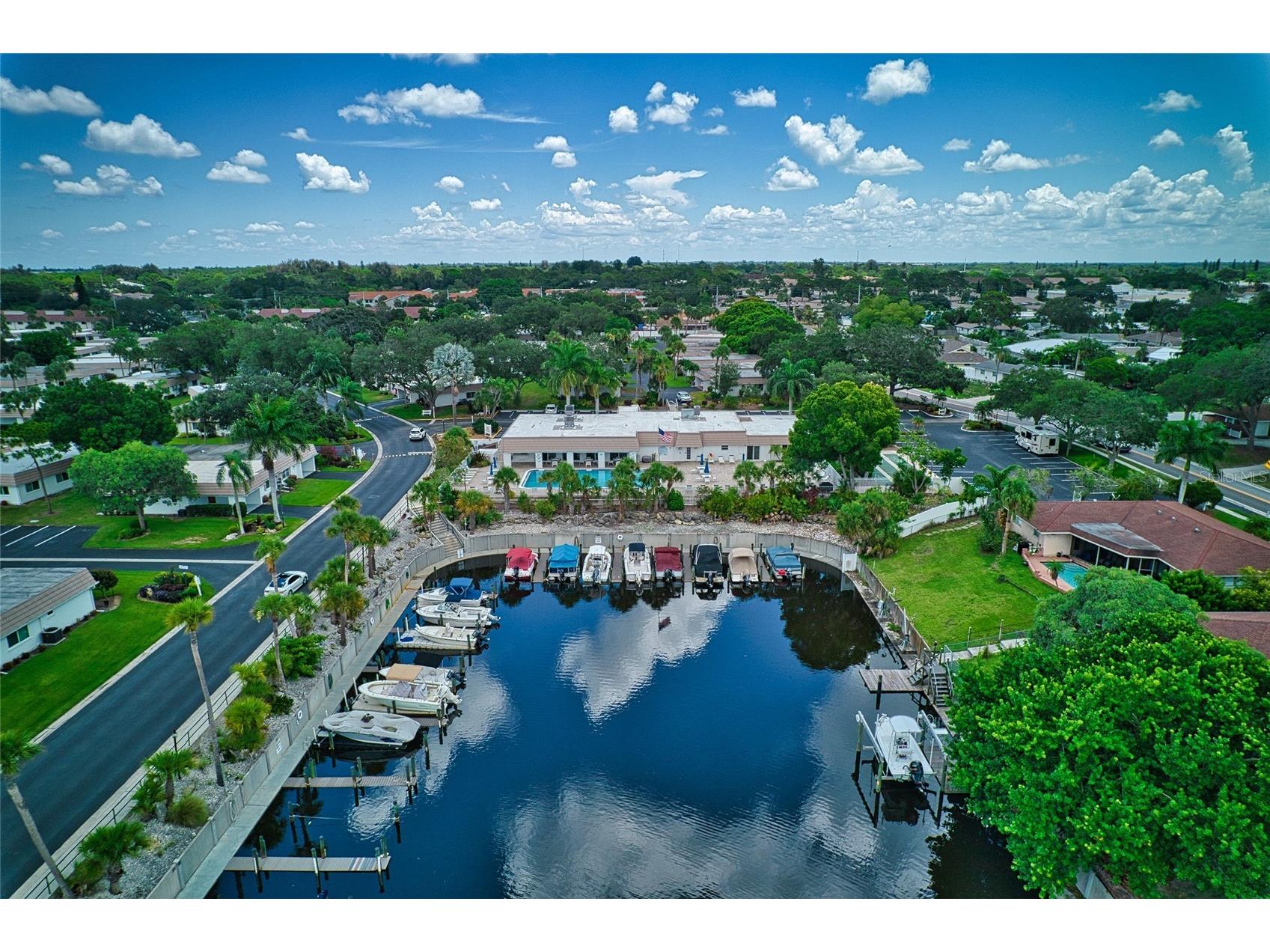 5453 Riverbluff Circle #V68 Sarasota FL 34231 A4669920 image20