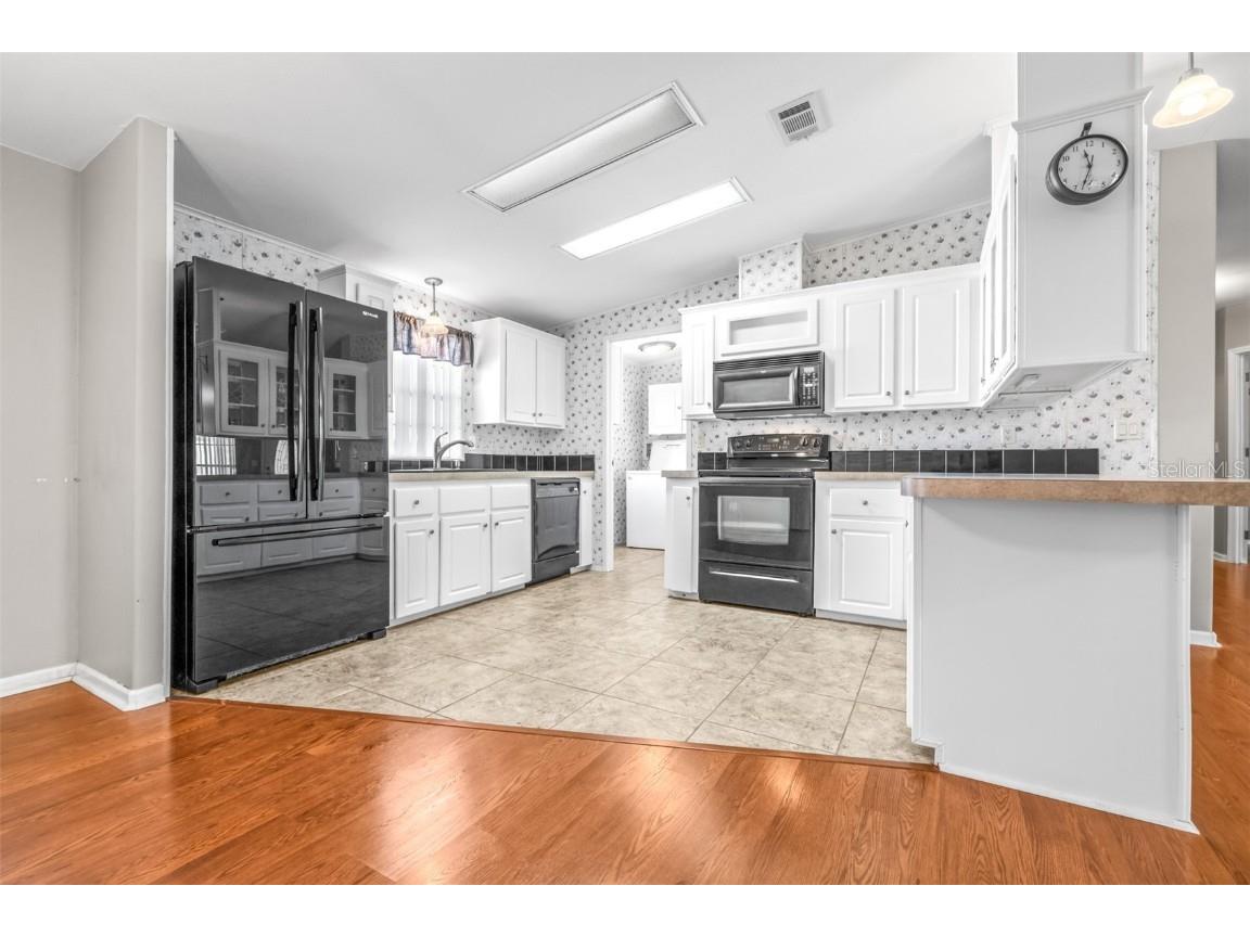 5453 Williamsburg Lane Wildwood FL 34785 TB8455690 image11