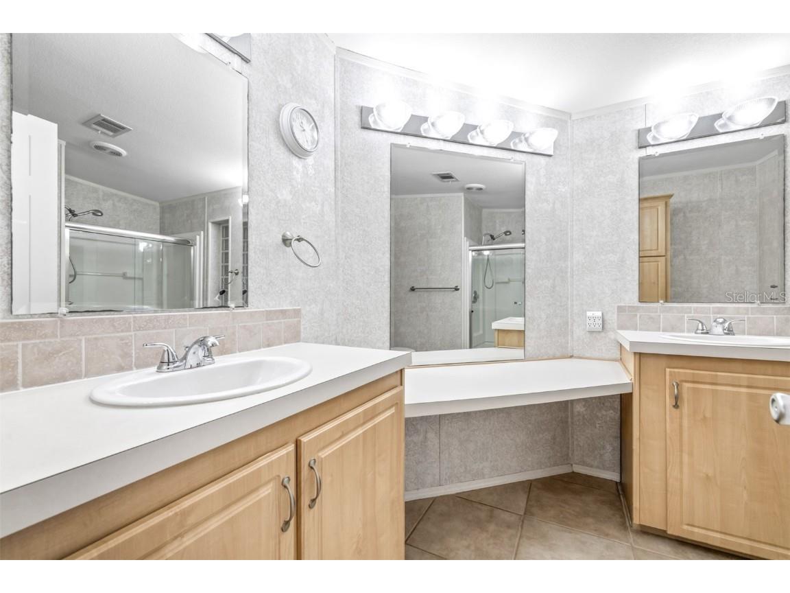 5453 Williamsburg Lane Wildwood FL 34785 TB8455690 image19