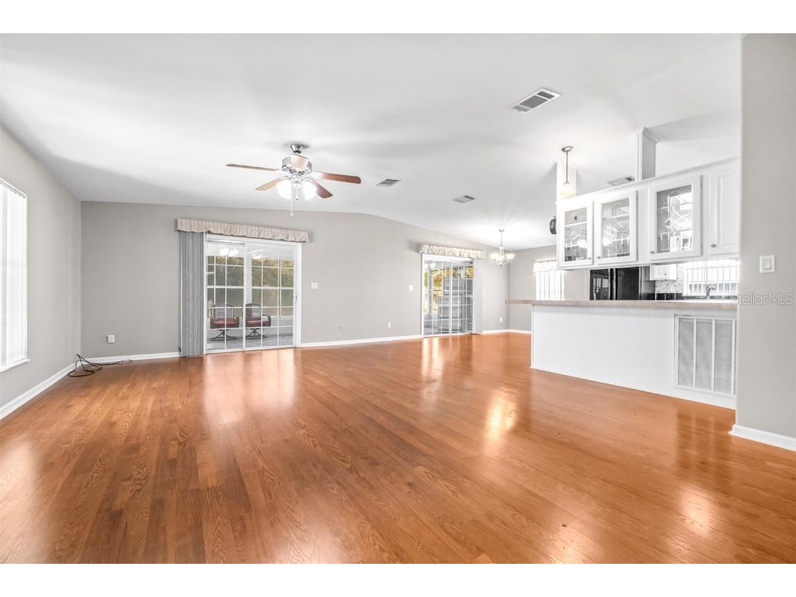 5453 Williamsburg Lane Wildwood FL 34785 TB8455690 image5